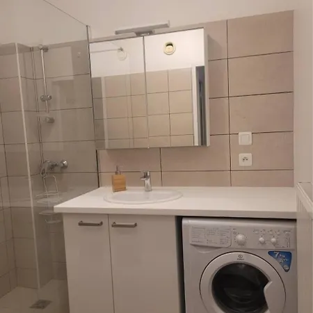 Solymar Apartmán Toulon
